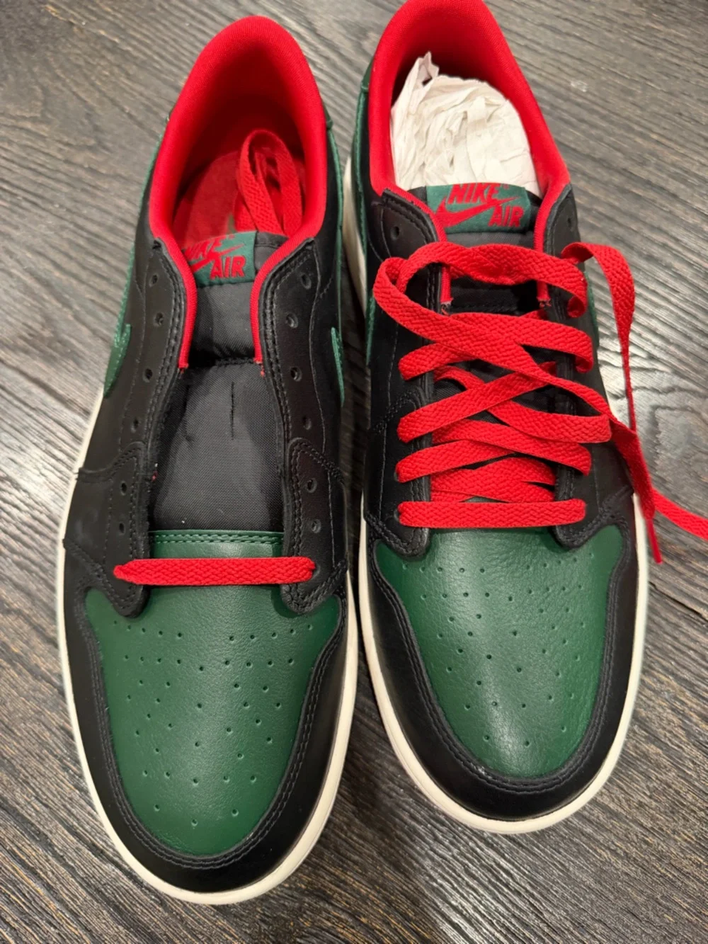 Nike Air Jordan 1 Retro Low OG Black and Gorge Green (Women's) size 11